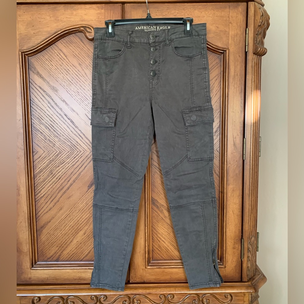 American Eagle Hi Rise Cargo Jeggings - Gray - Size 10 Regular